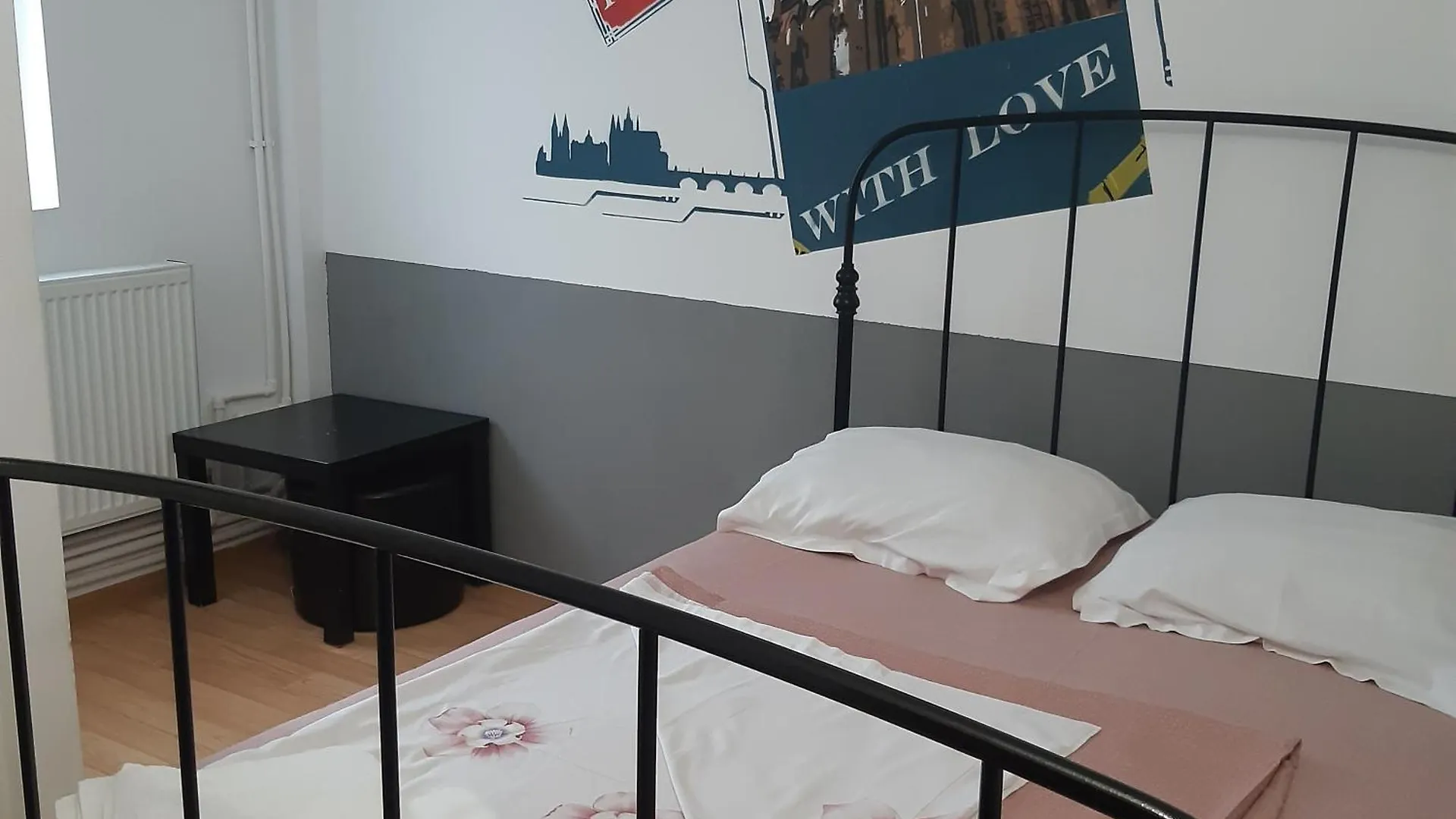 ** Πανσιόν B&B Duo Caffe Βουκουρέστι Ρουμανία
