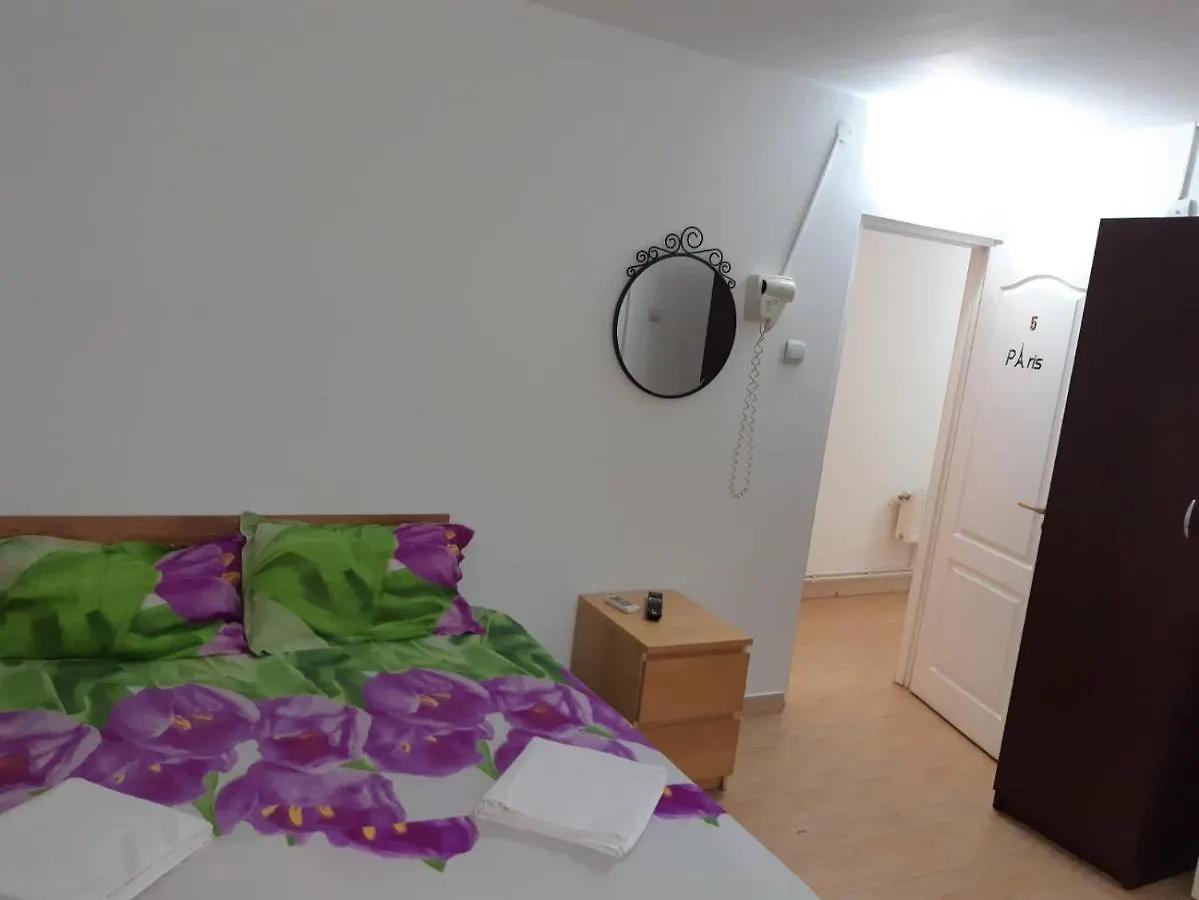 B&B Duo Caffe Bükreş 2*,  Romanya